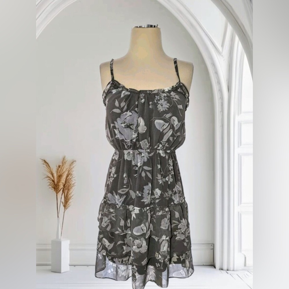 American Eagle Grey Floral Chiffon Tiered Ruffle Dress Sz 10